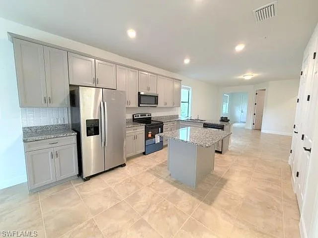 4560 Battlecreek Way — Photo 13