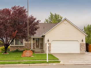 5033 S Vista Dr, Roy, UT 84067