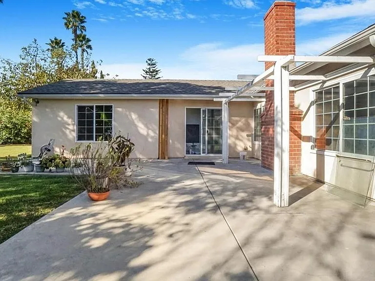 24121 El Tiradore Cir — Photo 12