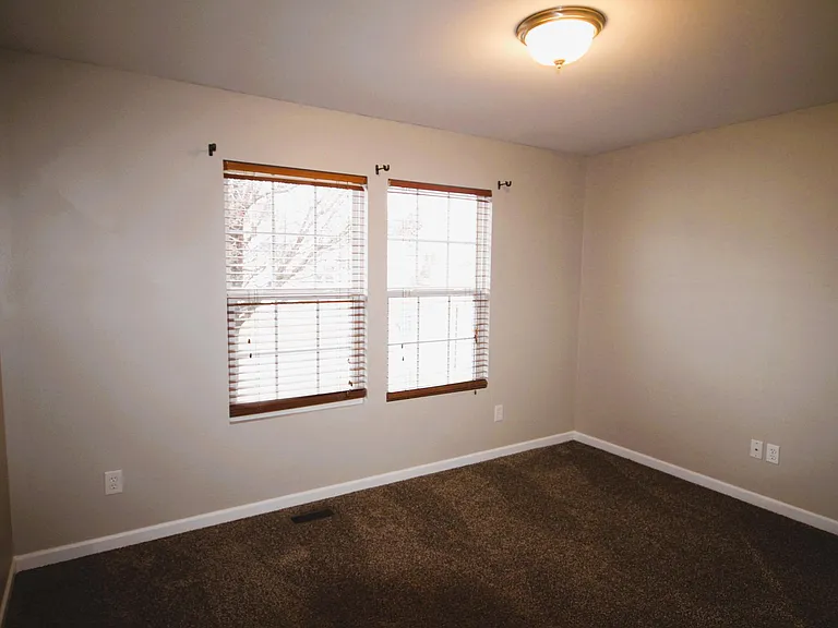 2560 Amber Willow Ct — Photo 17