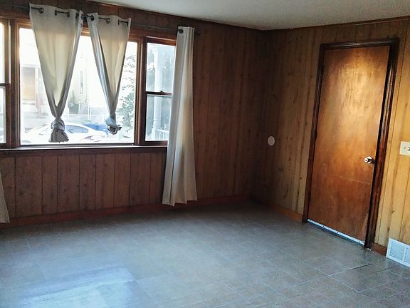 2nd image of 37-39 Ives Ct #1