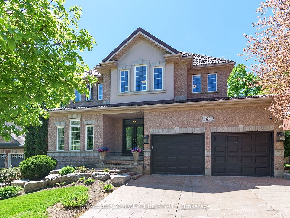 1st image of 27 Autumn Ridge Trl
