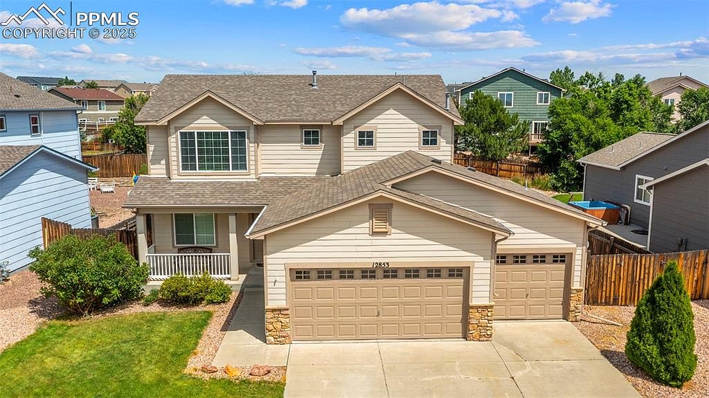 12853 Pine Valley Cir