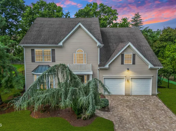 204 Tamarack Court, Morganville, NJ 07751