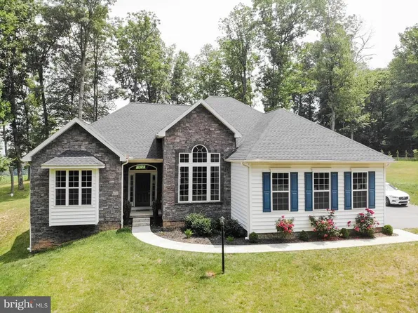 14377 Coal Hill Rd, Stewartstown, PA 17363