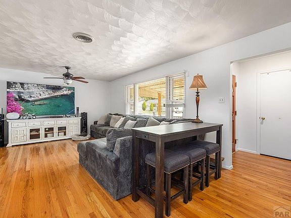 4th image of 1321 Alexander Cir