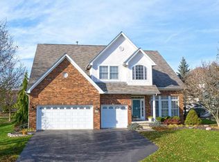 2220 Park Cir, Lewis Center, OH 43035