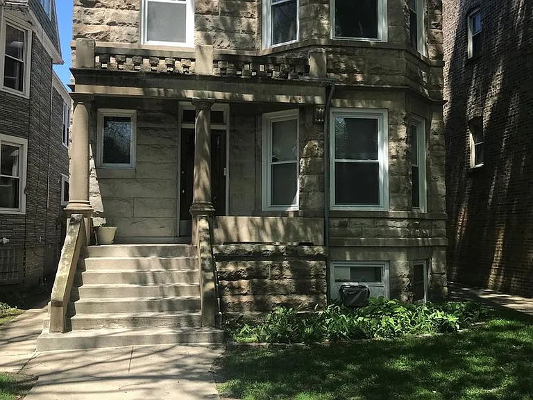1906 W Waveland Ave #1R — Photo 23