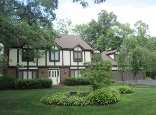 233 Arbon Ct, Crete, IL 60417