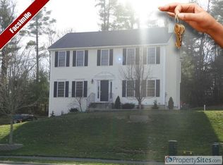 8 Dove Rd, Hooksett, NH 03106