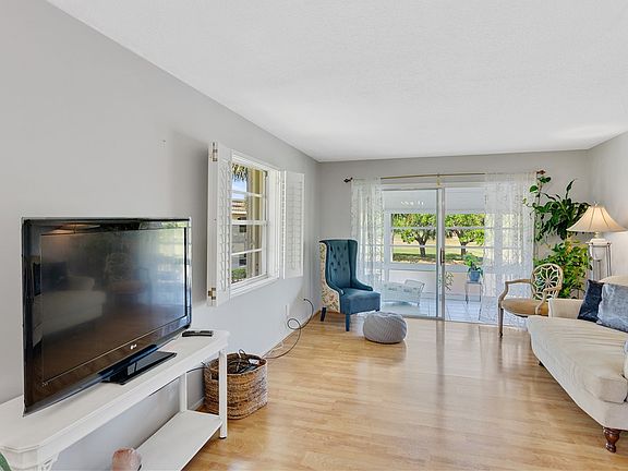 5th image of 47 Vista Gardens Trl APT 207