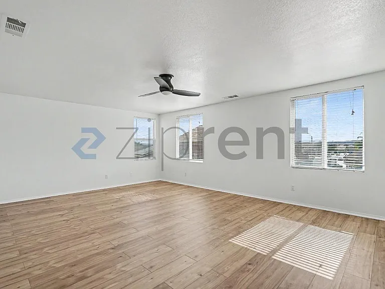 1854 Bankstown Way — Photo 20