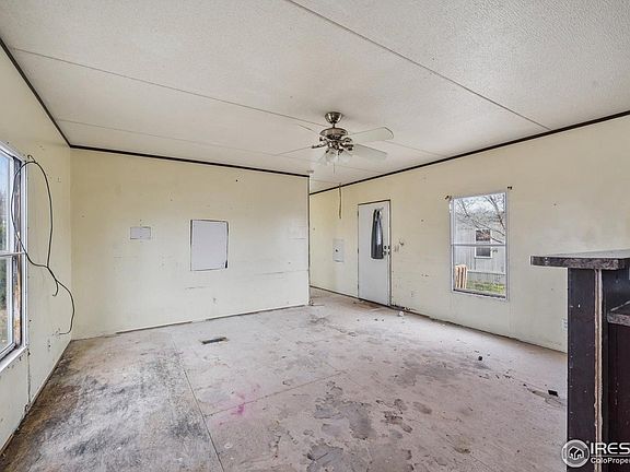 4th image of 325 E 1st St #442