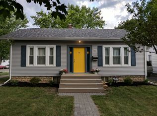 645 S Union St, Aurora, IL 60505