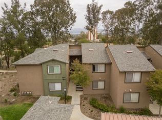 2552 Avenida Del Vis APT 201, Corona, CA 92882