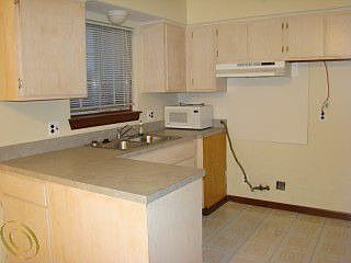 4th image of 8190 Crestview Dr