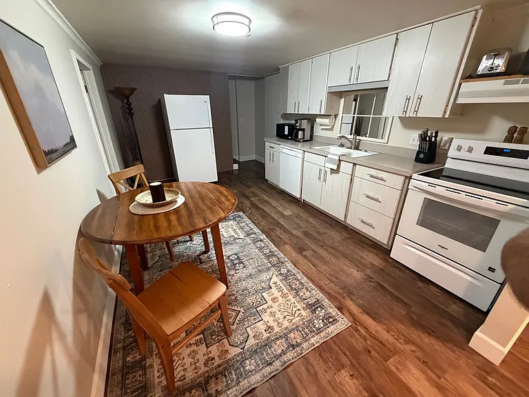 2726 Virginia Ln — Photo 11