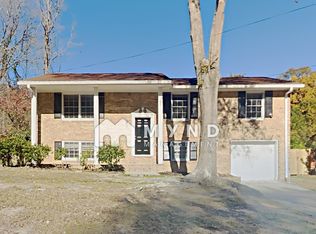 6450 Ashdale Dr, College Park, GA 30349