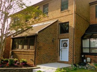 20571 Summersong Ln, Germantown, MD 20874