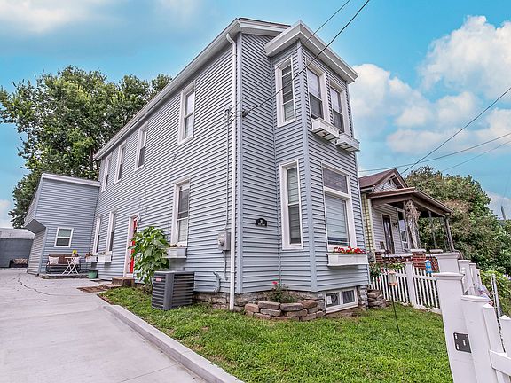 2nd image of 310 Berry St