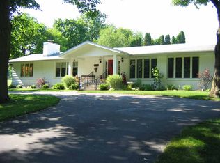 W1194 Illinois Ave, Green Lake, WI 54941