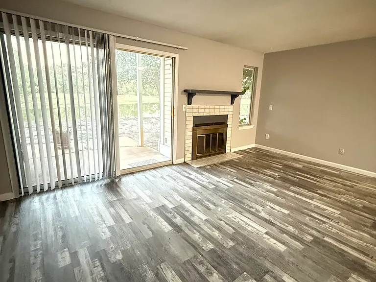 5504 S Gold St #400 — Photo 22