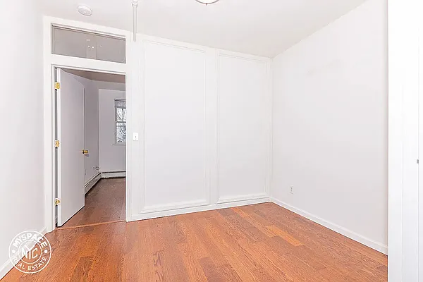 Rented by MySpaceNYC | media 4