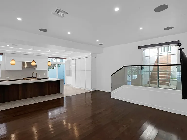 3832 Shannon Rd — Photo 19