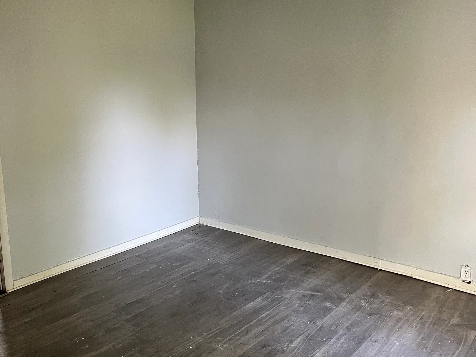 3 bed, 918 sqft, $1,375 — Photo 3