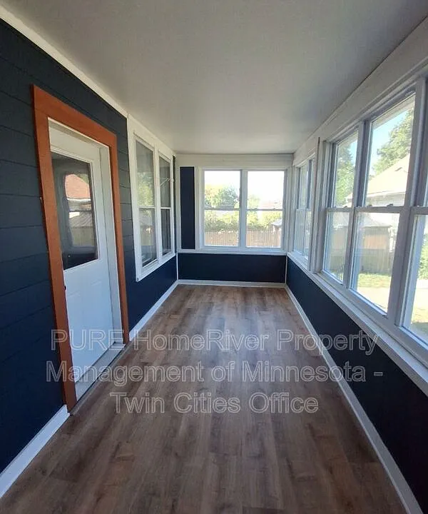 1972 Minnehaha Ave E #2