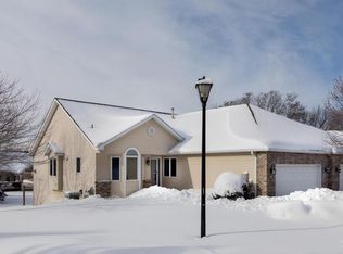 4443 Lakeshore Ter, Eagan, MN 55122