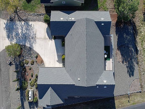 Fully Landscaped. Plenty of parking