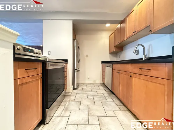 39 South St, Brighton, MA