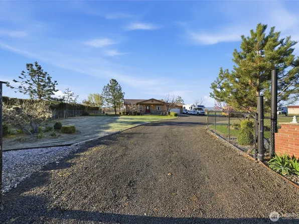 237 Reeds Road, Touchet, WA 99360