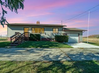 639 N Mount Tom Rd, Mio, MI 48647