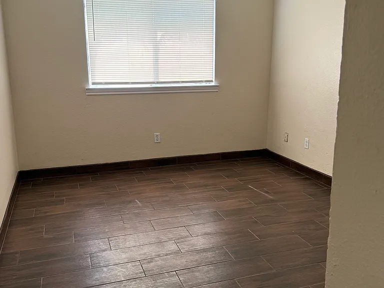 7401 Tulane Dr #B — Photo 10