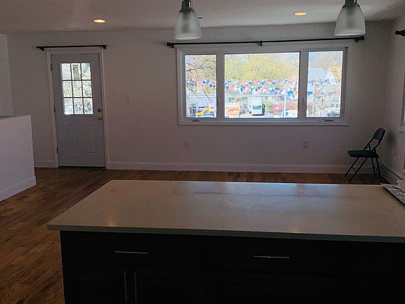 4th image of 119-43 Sutphin Blvd