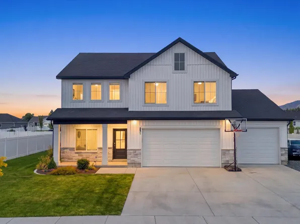 531 E 600 S, Hyrum, UT 84319