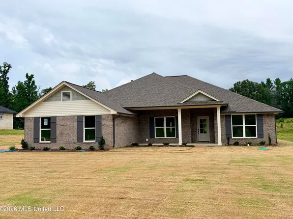 50 Farley Rd, Byhalia, MS 38611