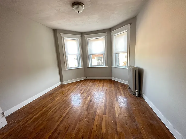 225 Kelton St #16 — Photo 3