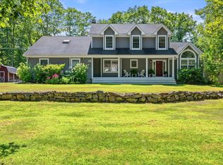 1010 Buck Hill Dr, Veazie, ME 04401