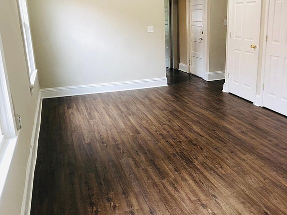2nd image of 2418 Barton Ave APT 1