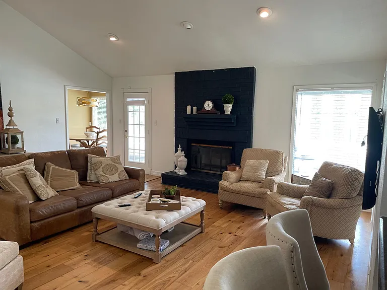 10 Riviera Ct — Photo 7