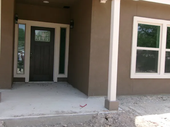 1880 Cottonwood Rd, Fischer, TX 78623