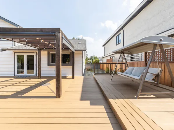 1825 144th St, Surrey, BC V4A 7E8