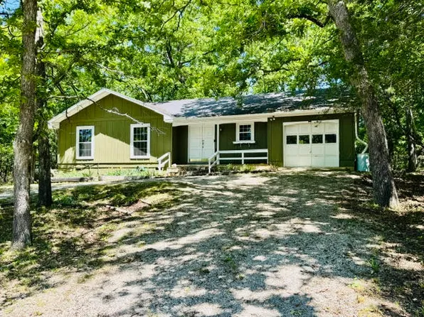 19 Walnut Ave, Eureka Springs, AR 72631