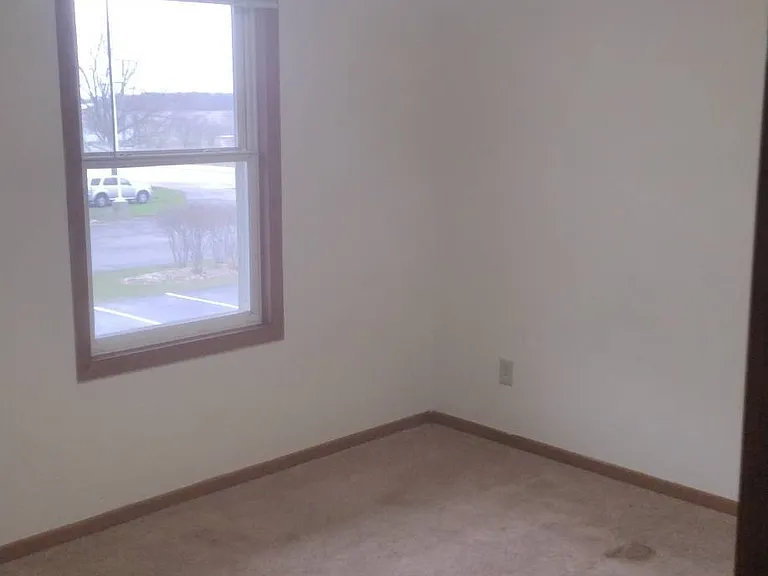 1770 W State St — Photo 9