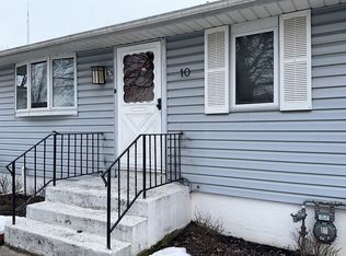 10 Genoa Pl, Buffalo, NY 14216