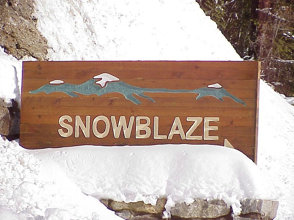 Snowblaze Condominiums