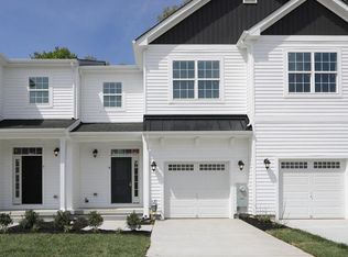 9 Birchwood Ln, Williamstown, NJ 08094